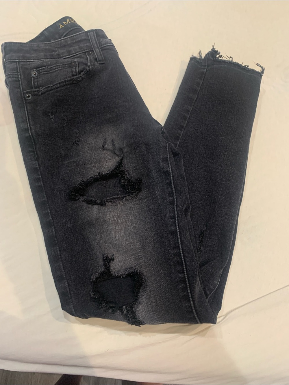 American Eagle Outfitters Black Distressed Skinny Jeans